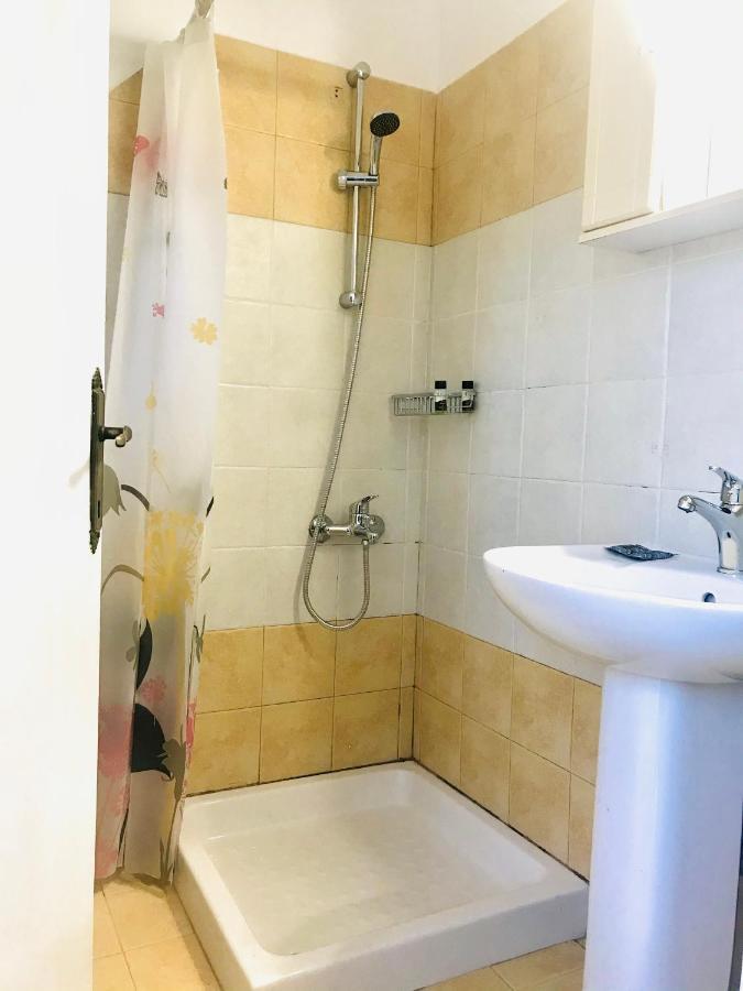 Room In Studio - Studio Banos Apartments And Swimming Pool Roda  Luaran gambar